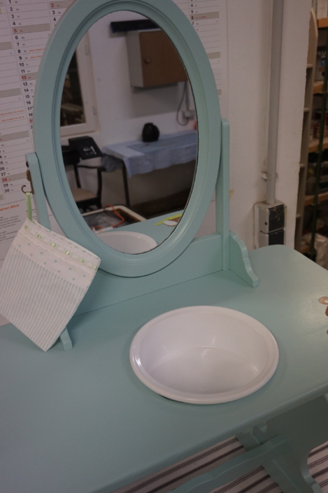 Waschtisch nachher Detail